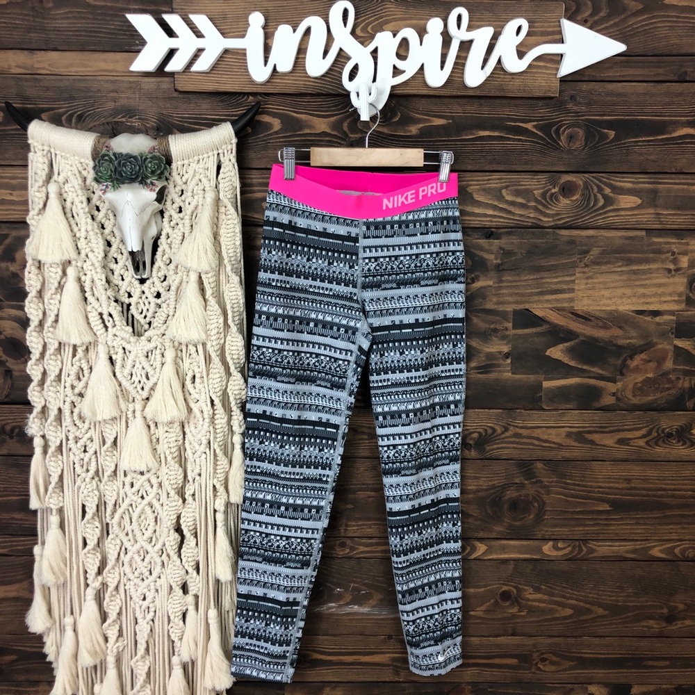 NIKE‎ PRO | Patterned Fleece Leggings
